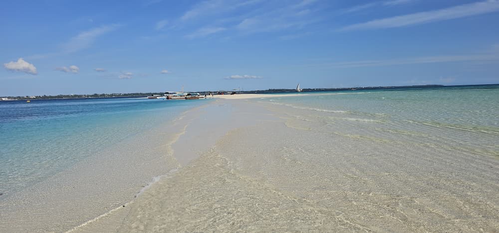 Nakupenda Sandbank